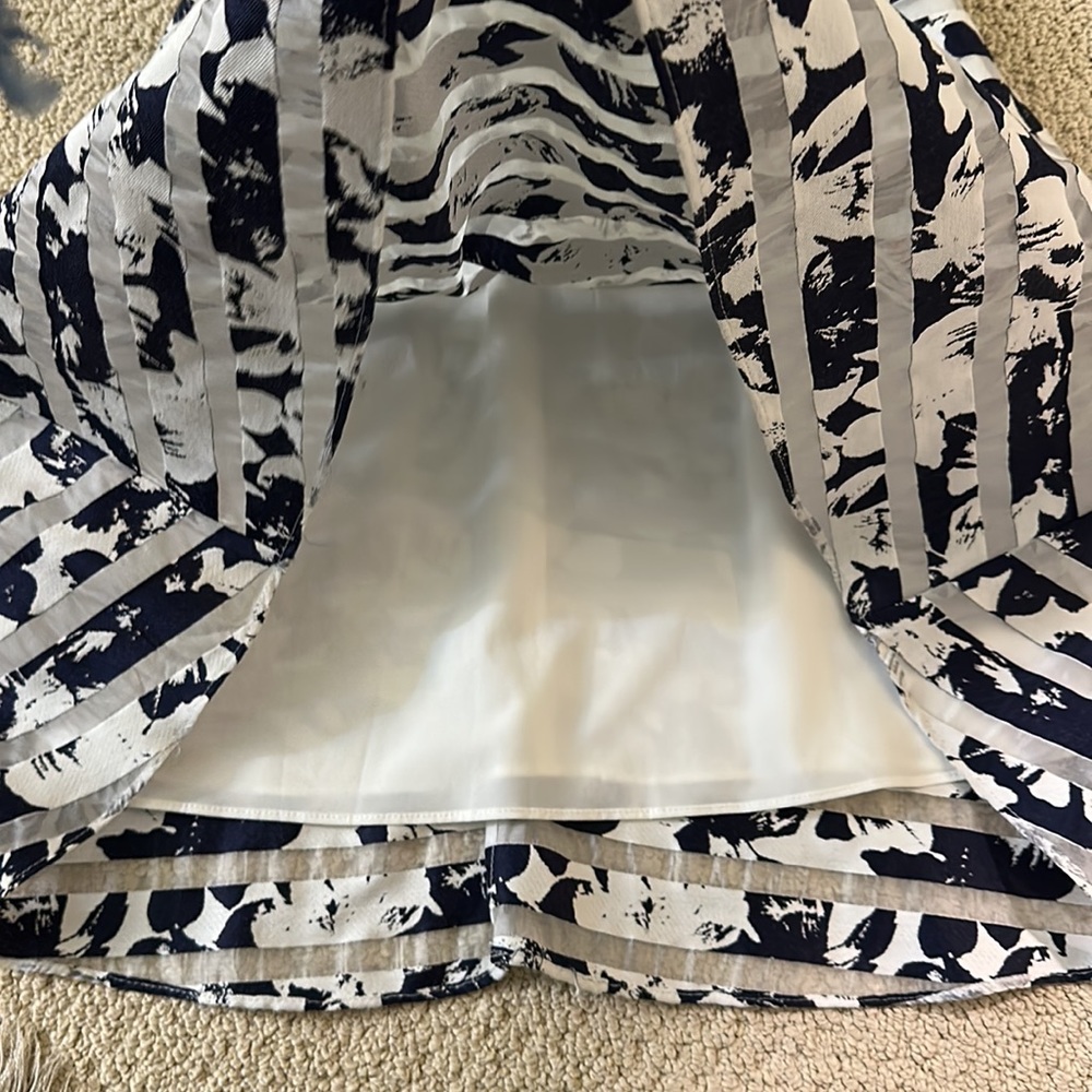 Patterned Cocktail Dress - Picture 4 of 14